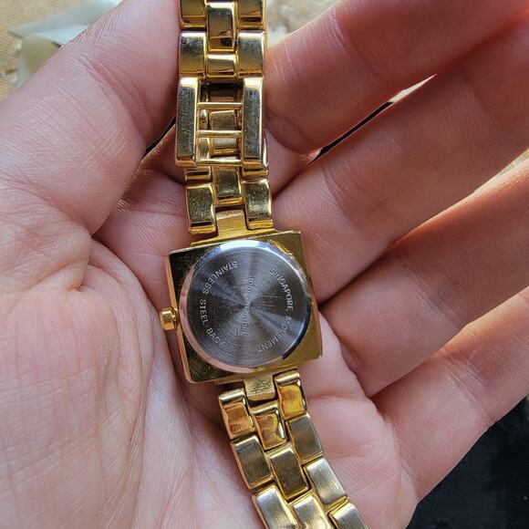 Vintage Jones New York Gold Quartz Watch Square Face Retro Bracelet Gift Her - Picture 8 of 9